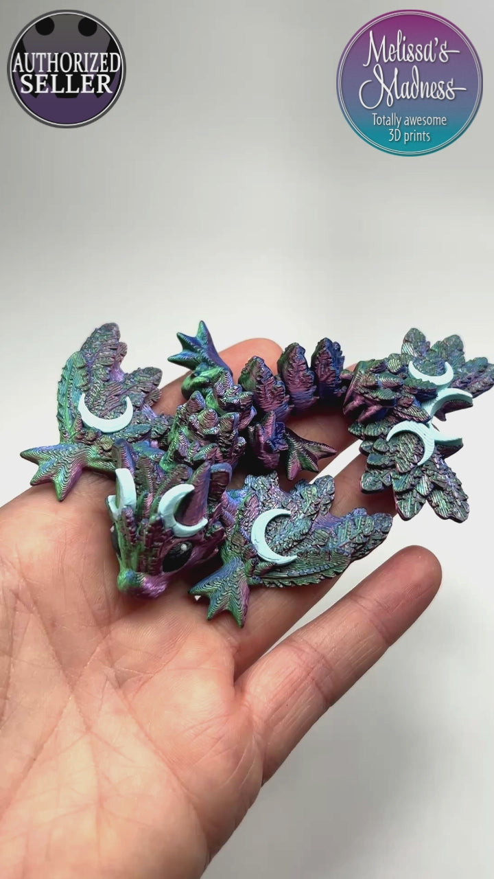 Tiny Lunar Wyvern in Red+Green+Blue Shifting & Ice Blue Museum Gift Shop Wholesale Supplier 3D Printed Model Movement Showcase
